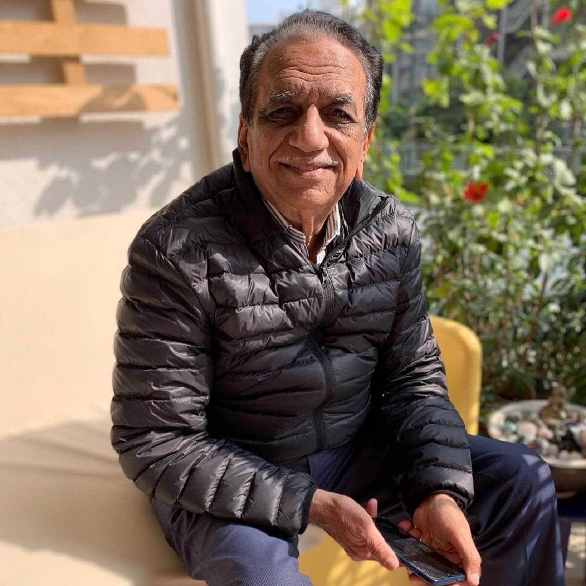 Jagmohan Paul Maniesh Paul s Father Wiki Age Profession Wife
