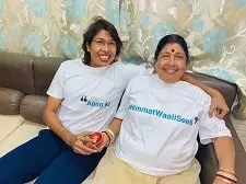 jhulan goswami with her mother jharna goswami