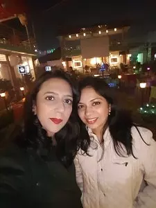 jyoti paul mohan with her sister-in-law rinku talwar
