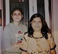 meher vij with her mother premlata sahdev