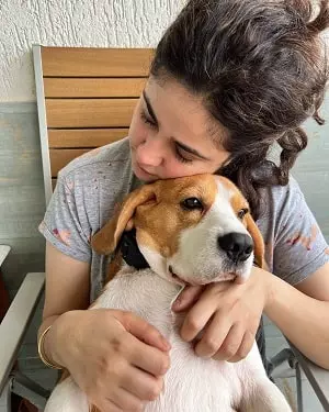 meher vij with her pet dog apple vij