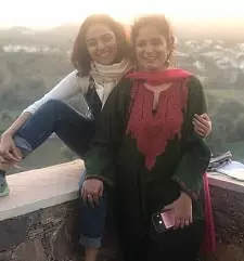 swara bhasker with her sister-in-law bhoomika joshi