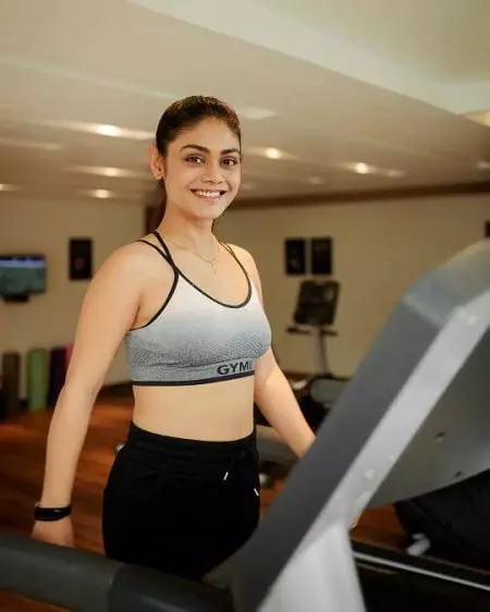 sreejita de doing workout in gym