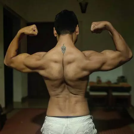 nupur shikhare back tattoo