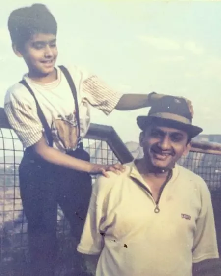 nupur shikhare childhood picture with his father rajendra shikhare