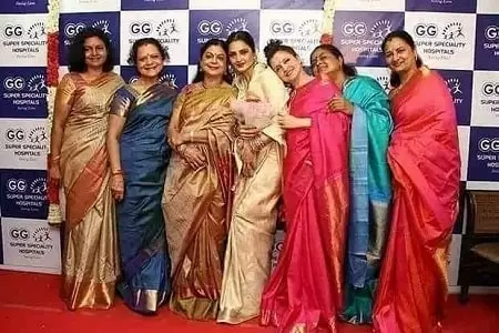 rekha with her sisters