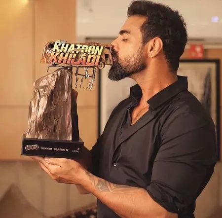 tushar kalia with his kkk12 trophy