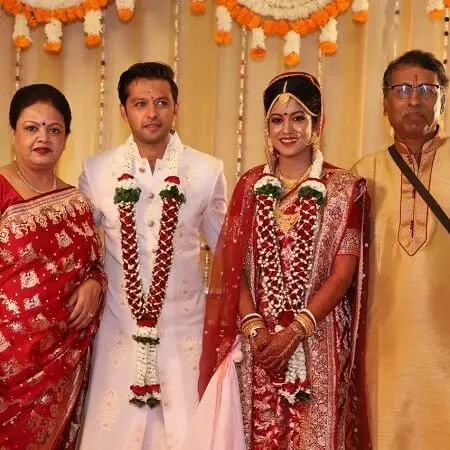 ishita dutta and vatsal sheth marriage picture