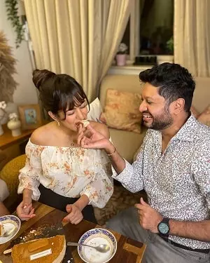 ishita dutta with her brother-in-law darshil sheth