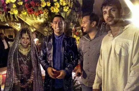 john abraham at dhoni's marriage