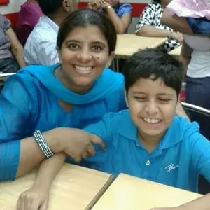 pratibha tripathi kapoor with her son prithvi kapoor
