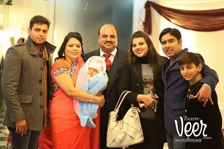 raghav goyal with his family