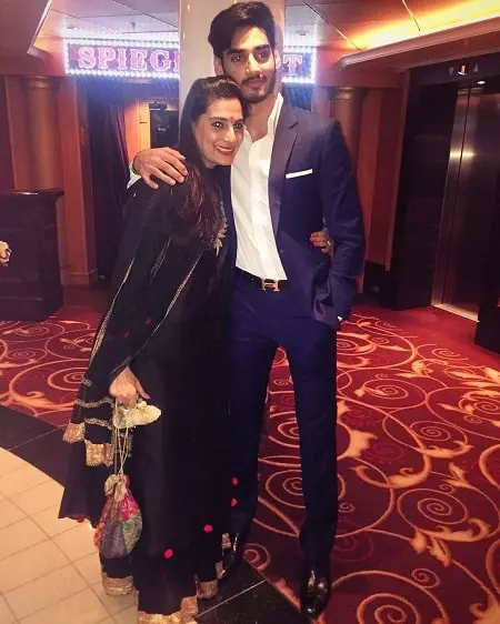 mana shetty with her son ahan shetty