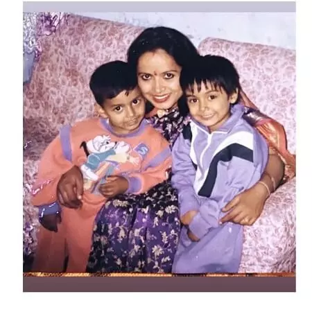 rishabh pant and sakshi pant in childhood