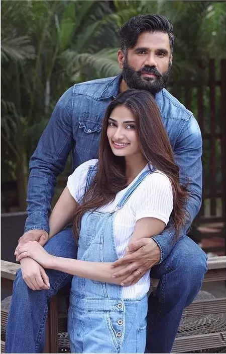 suniel shetty with his daughter athiya shetty