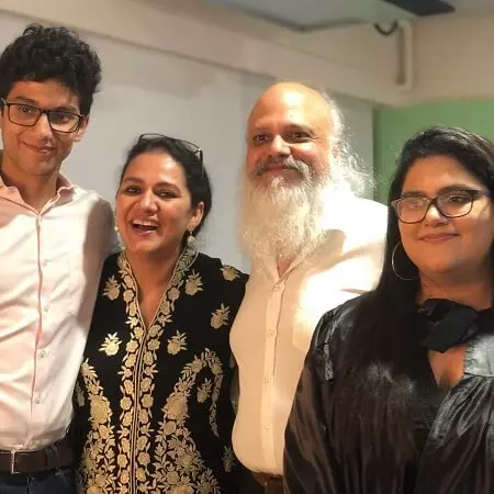 shaheen jaffrey with her family