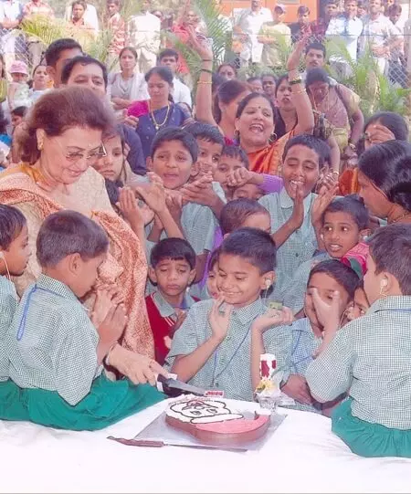 vipula kadri with children in her ngo