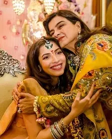 antara motiwala marwah with mother-in-law reena marwah