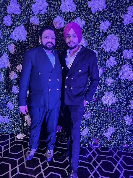 armaan arora with his father mandeep singh