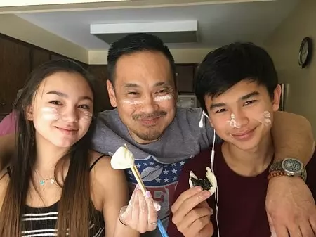 devyn nekoda with her father doug and brother kove