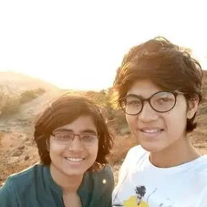 yastika bhatia with her sister josita bhatia