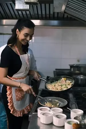 amrin qureshi cooking for her father