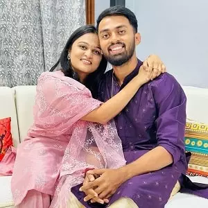 atharva taide with sister vaibhavi taide