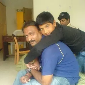 vyshak vijaykumar with his father