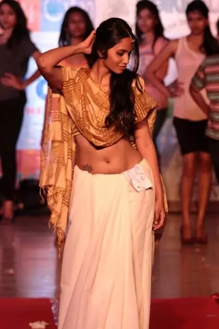 samanta dhulipala walking the ramp