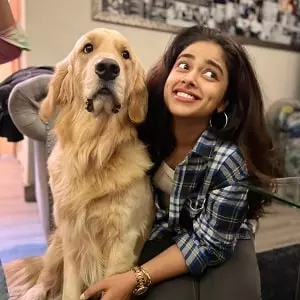 siddhi idnani is a dog lover