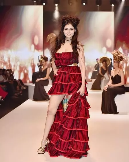 trupti toradmal in pune times fashion week