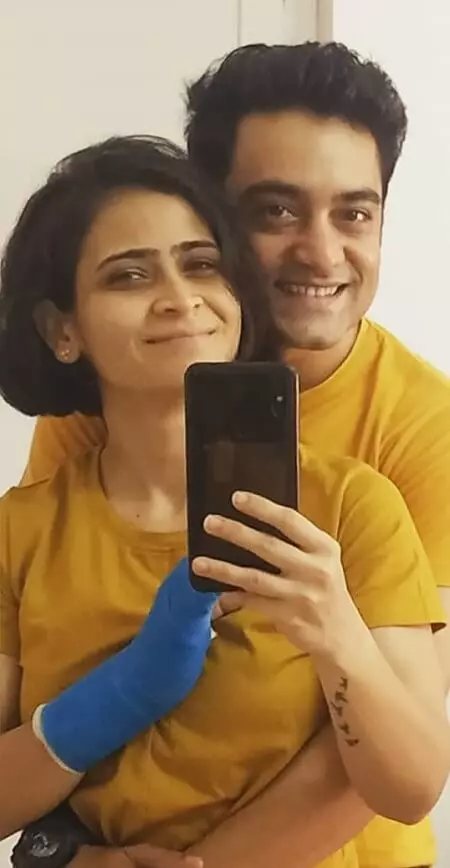 gyanendra tripathi with his wife swati tripathi