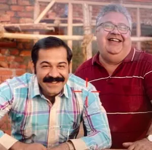 Happy Ranajit with Manoj Pahwa in Home Shanti