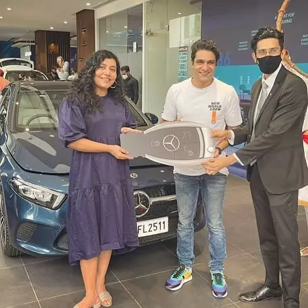 sunny hinduja bought mercedes car