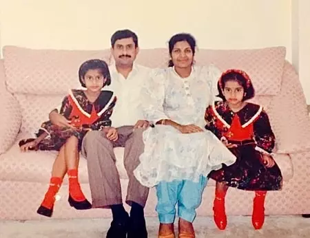 childhood picture of shreya dhanwanthary