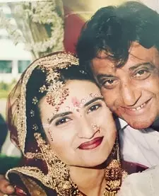 deepali shah with her father