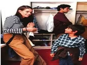 kalki koechlin with brother oriel