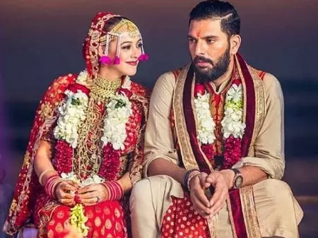 yuvraj singh and hazel keech wedding picture