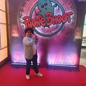 Heet Sharma in phone bhoot