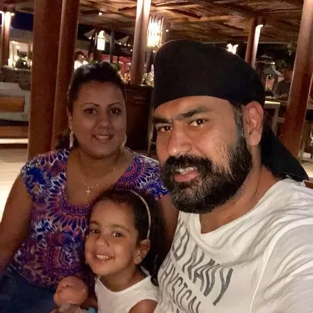 lisa binny and japneet singh mehta with daughter ariana mehta