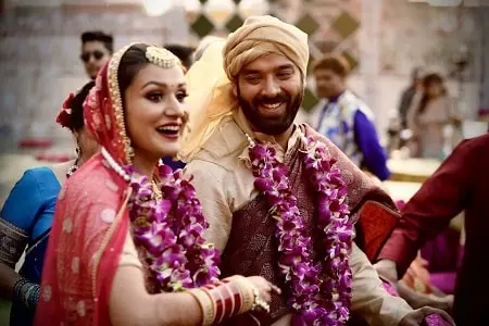 wedding picture of karishma singh and kushaal verma