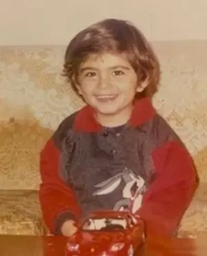 childhood picture of navid sole