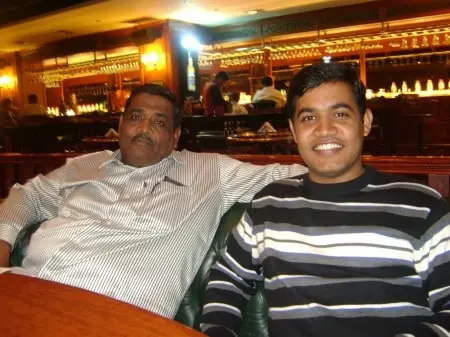 rahul chopda with father mohan chopda