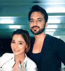 ali merchant with ex-wife sara khan