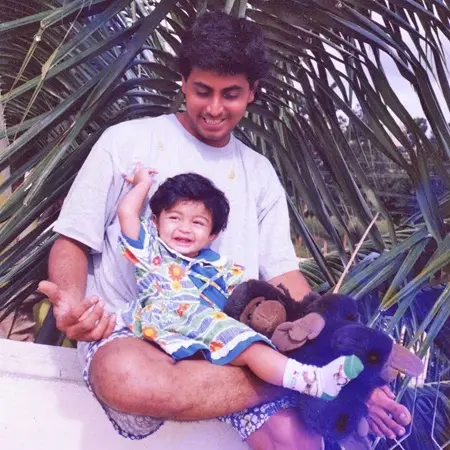 childhood picture of elixir nahar with her father