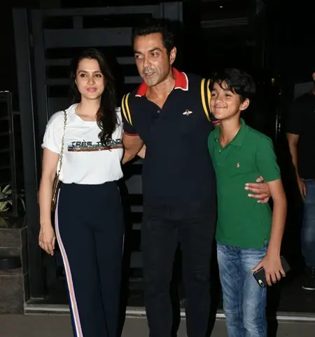 dharam deol with his father bobby deol and mother tanya ahuja