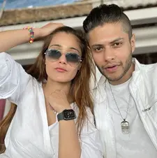 sara khan with shantanu raje