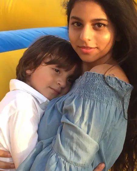 abram khan with sister suhana khan