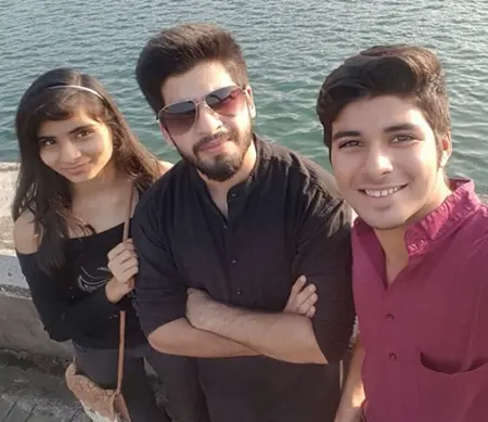 Arsh Sehrawat with his siblings