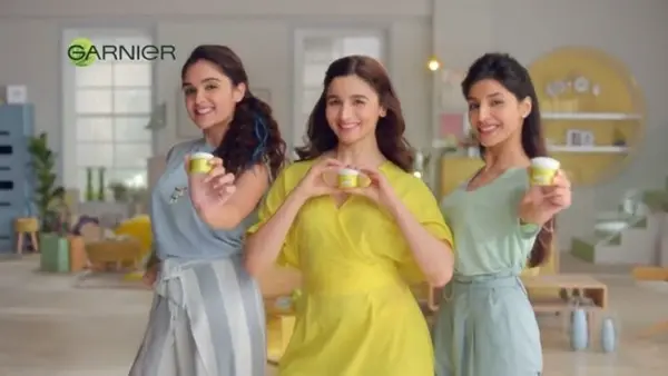 kashish khan with alia bhatt in garnier tvc